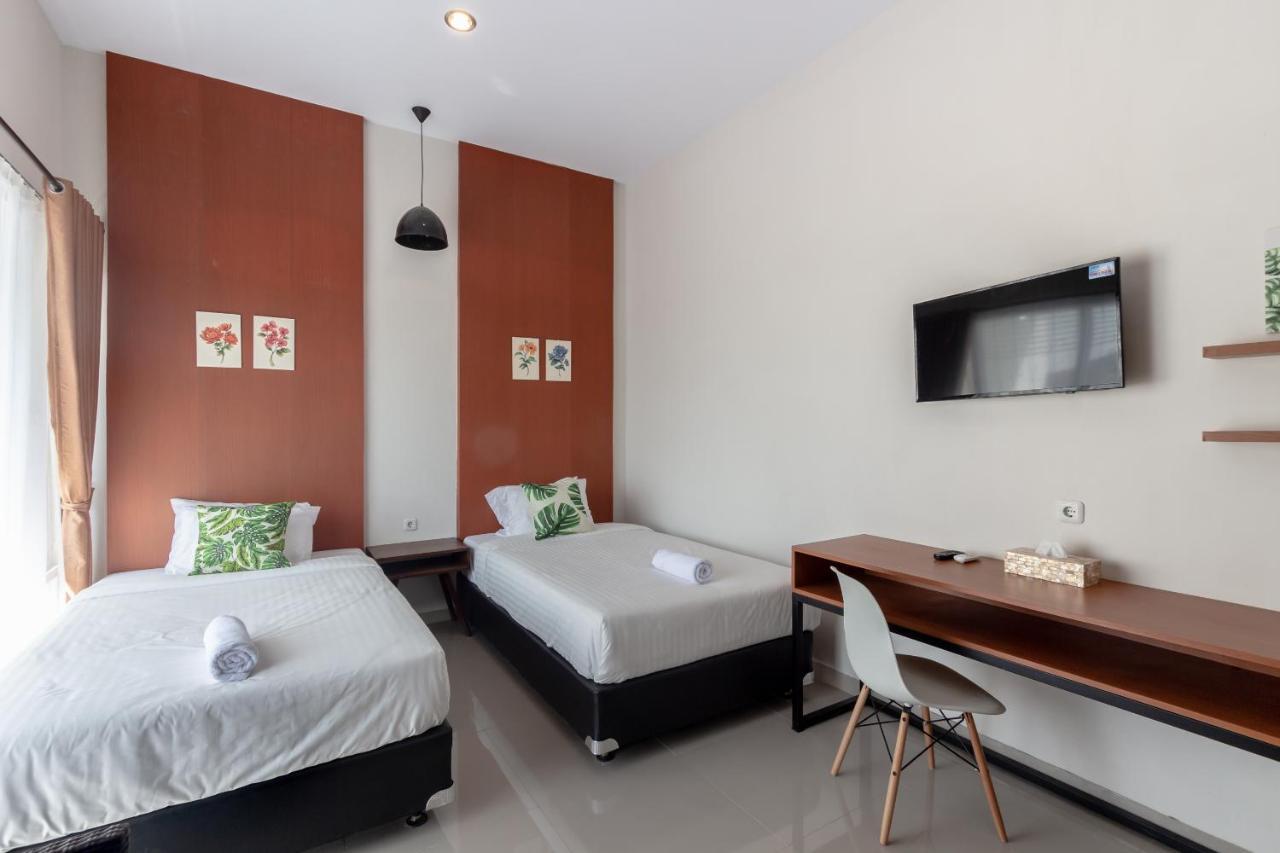 Omah Manis Hostel Γιογκιακάρτα Εξωτερικό φωτογραφία