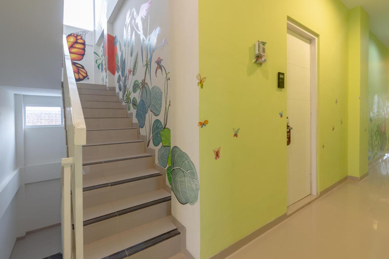 Omah Manis Hostel Γιογκιακάρτα Εξωτερικό φωτογραφία