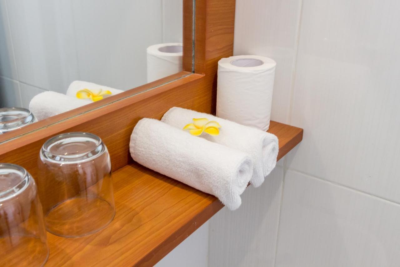 Omah Manis Hostel Γιογκιακάρτα Εξωτερικό φωτογραφία