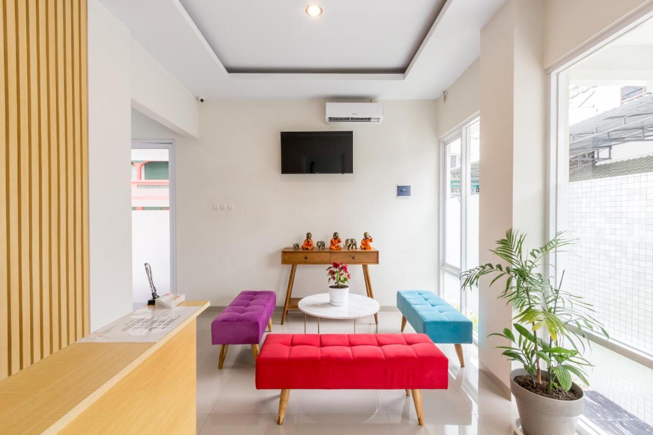 Omah Manis Hostel Γιογκιακάρτα Εξωτερικό φωτογραφία